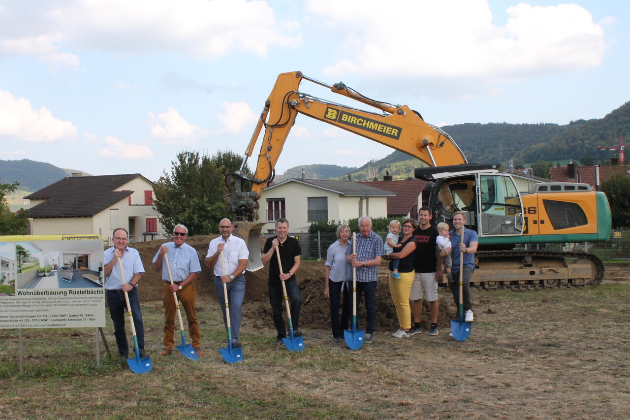 Spatenstich Rüstelbächli