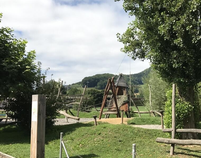 Schule und Spielen